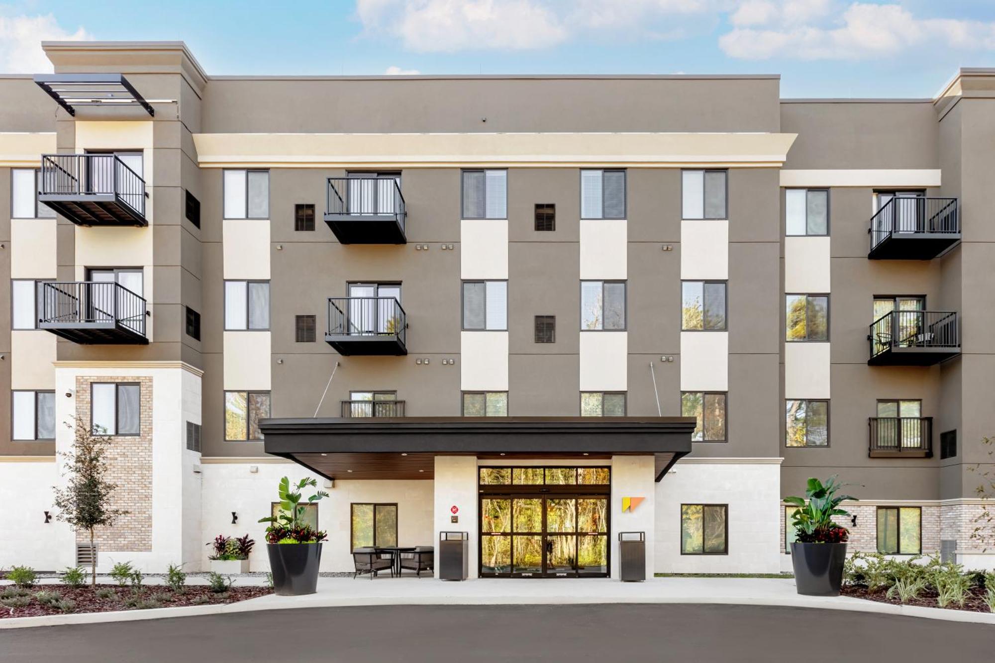 Waterwalk Extended Stay By Wyndham Jacksonville Deerwood Pk Экстерьер фото