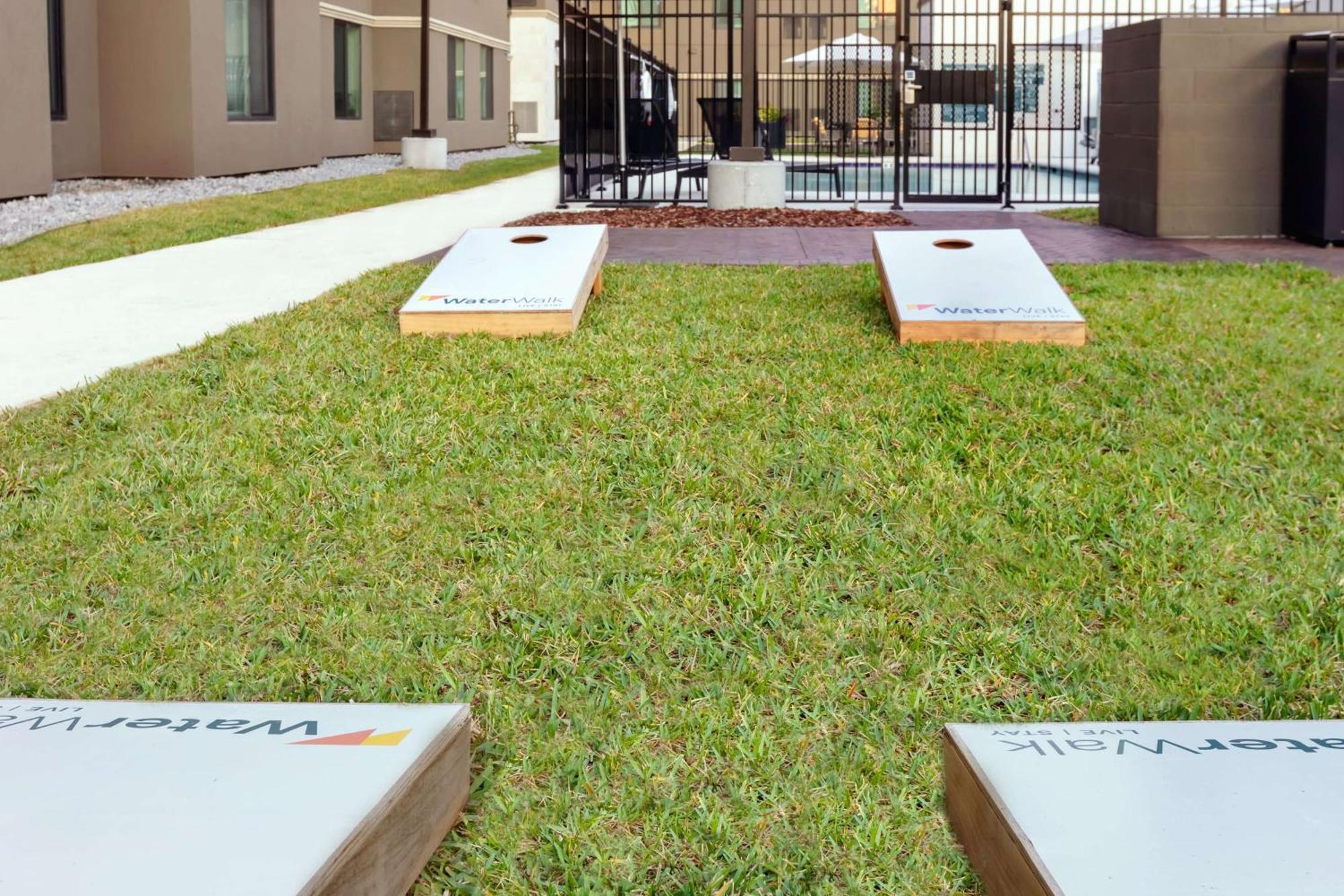 Waterwalk Extended Stay By Wyndham Jacksonville Deerwood Pk Экстерьер фото