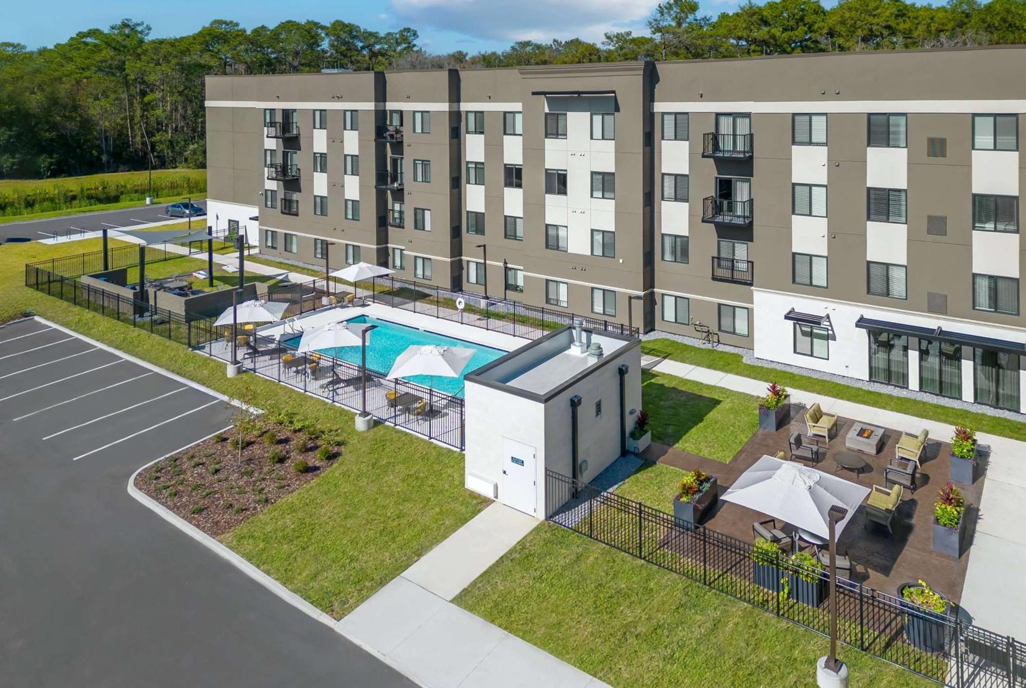 Waterwalk Extended Stay By Wyndham Jacksonville Deerwood Pk Экстерьер фото