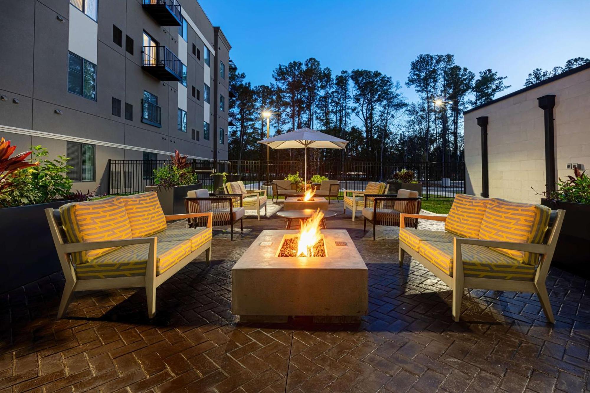 Waterwalk Extended Stay By Wyndham Jacksonville Deerwood Pk Экстерьер фото